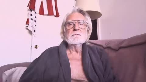 AlphaUniform online show from 02/14/25, 03:26