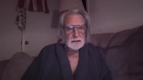 AlphaUniform online show from 12/03/25, 12:25