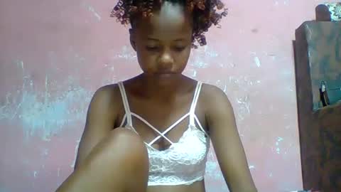 Snapshot of alphosettah chatting on 02/02/25, 02:48 alphosettah online show from 02/02/25, 02:48