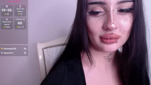 Snapshot of alter3566 chatting on 10/19/25, 01:39 Alter online show from 10/19/25, 01:39