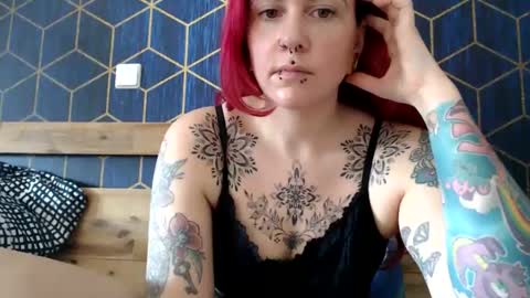 Snapshot of alternative_milf chatting on 03/23/26, 09:24 Lily online show from 03/23/26, 09:24