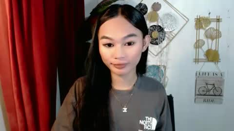 Snapshot of althea_slutty chatting on 12/23/25, 10:02 ask me online show from 12/23/25, 10:02