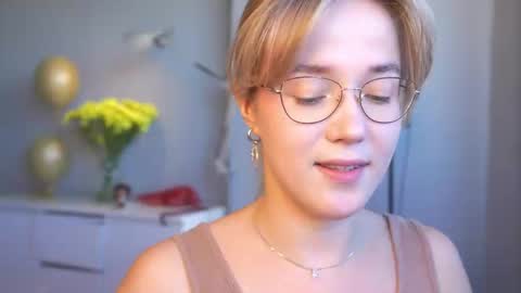 Amelia NEXT STREAM  online show from 05/08/26, 02:22