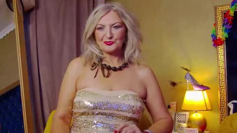 Alura Jenson online show from 11/25/25, 08:20