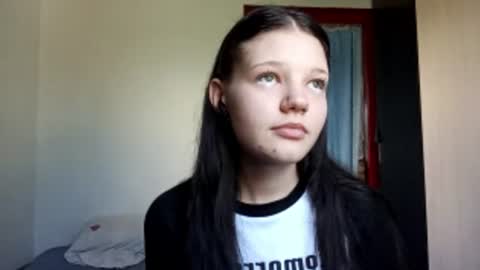 Emma online show from 07/30/26, 08:24
