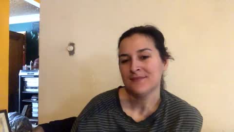 Snapshot of alvie_bones chatting on 02/03/25, 02:45 Alvie online show from 02/03/25, 02:45