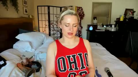 Snapshot of alwaysaffirming chatting on 03/25/26, 04:35 AlwaysAffirming online show from 03/25/26, 04:35