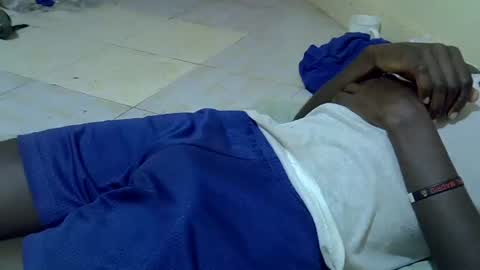 Snapshot of alwayshorny2567 chatting on 10/17/25, 08:39 alwayshorny2567 online show from 10/17/25, 08:39