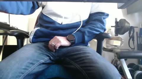 Snapshot of alwaysupforit12 chatting on 09/22/25, 08:05 alwaysupforit12 online show from 09/22/25, 08:05