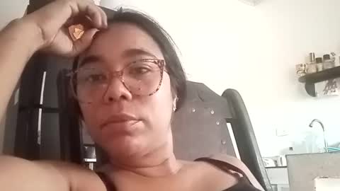Snapshot of aly826805 chatting on 09/19/25, 07:14 analia online show from 09/19/25, 07:14