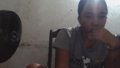 Snapshot of aly826805 chatting on 10/10/25, 06:12 analia online show from 10/10/25, 06:12