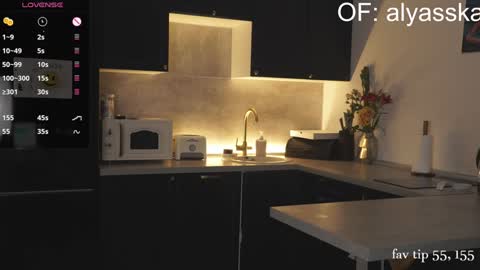 Snapshot of alyaska_2000 chatting on 01/04/25, 07:44 Anna  fav tip 55 3 online show from 01/04/25, 07:44