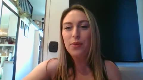 Snapshot of alyjeanne0420 chatting on 01/10/26, 09:30 alyjeanne0420 online show from 01/10/26, 09:30