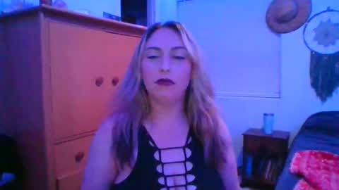 Snapshot of alyjeanne0420 chatting on 02/10/26, 05:33 alyjeanne0420 online show from 02/10/26, 05:33