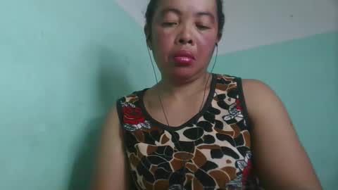 Snapshot of alypierette chatting on 05/29/26, 07:39 alypierette online show from 05/29/26, 07:39