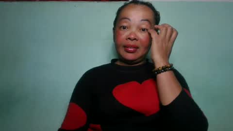 Snapshot of alypierette chatting on 06/28/26, 04:51 alypierette online show from 06/28/26, 04:51