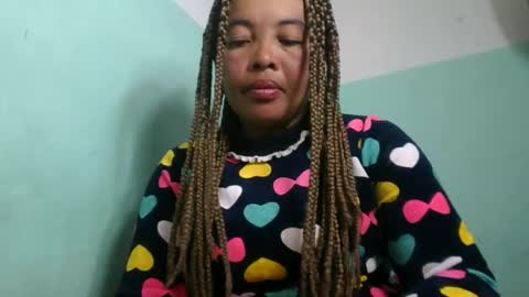 Snapshot of alypierette chatting on 07/22/26, 08:17 alypierette online show from 07/22/26, 08:17