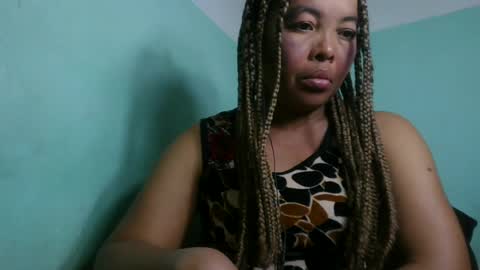 Snapshot of alypierette chatting on 07/24/26, 08:12 alypierette online show from 07/24/26, 08:12