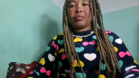 Snapshot of alypierette chatting on 07/28/26, 11:17 alypierette online show from 07/28/26, 11:17