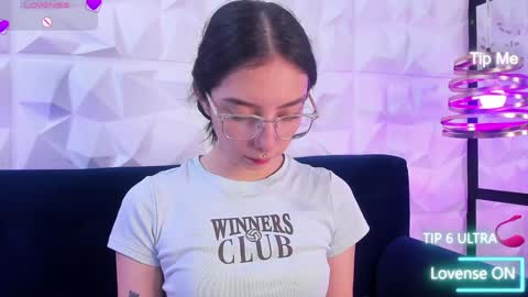 sopie online show from 12/30/24, 11:15