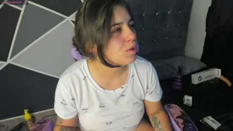 Snapshot of alysa_magic chatting on 04/17/26, 07:06 alysa magic online show from 04/17/26, 07:06