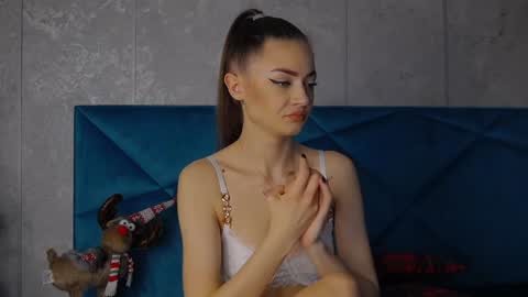 Alyse online show from 01/26/25, 06:06