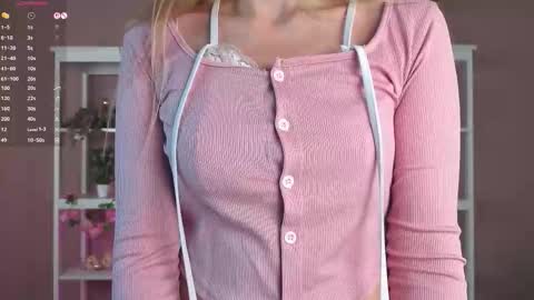 Vanessa online show from 09/21/25, 03:35