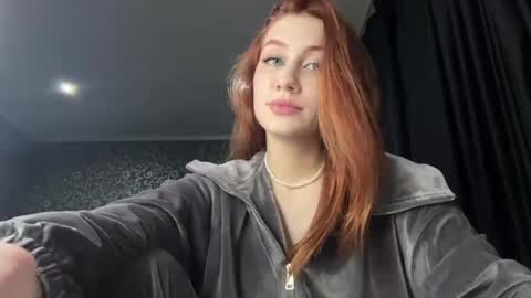Snapshot of alysiacurles chatting on 05/08/26, 02:22 Sofi online show from 05/08/26, 02:22