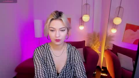 Snapshot of alysiasun chatting on 11/02/25, 01:57 Alysia online show from 11/02/25, 01:57