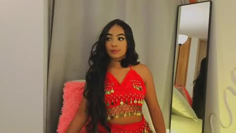 Snapshot of alyssa_bunnyx chatting on 06/20/26, 02:58 . online show from 06/20/26, 02:58
