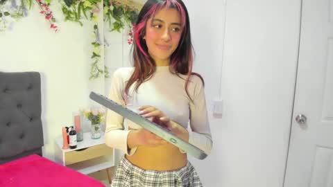 alyssa_joness online show from 02/17/25, 08:52