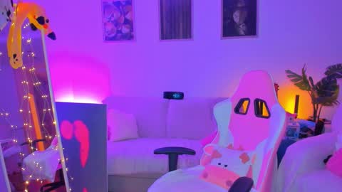 alyssa_smitt online show from 09/17/25, 10:55