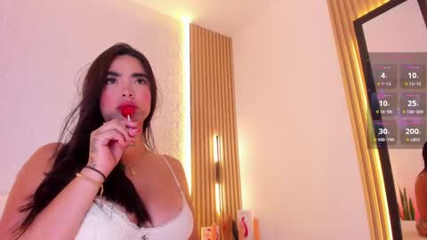 alyssa online show from 09/26/25, 10:36