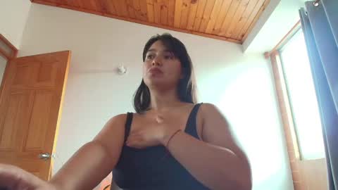Snapshot of alyssia_wolds_1 chatting on 05/27/26, 03:31 alyssia wolds online show from 05/27/26, 03:31