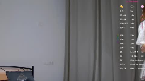 Alyx online show from 03/29/26, 08:31