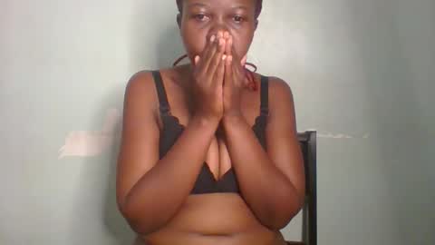 Snapshot of am_creme_delight chatting on 05/31/26, 02:53 am_creme_delight online show from 05/31/26, 02:53