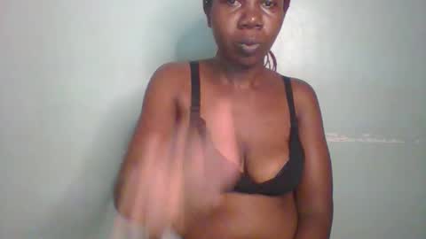 Snapshot of am_creme_delight chatting on 06/02/26, 01:07 am_creme_delight online show from 06/02/26, 01:07
