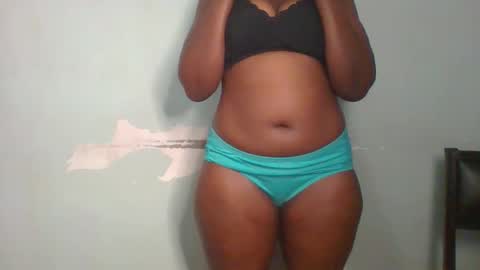 Snapshot of am_creme_delight chatting on 06/08/26, 06:41 am_creme_delight online show from 06/08/26, 06:41