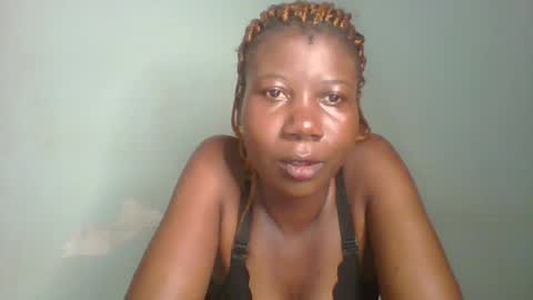 Snapshot of am_creme_delight chatting on 06/17/26, 03:46 am_creme_delight online show from 06/17/26, 03:46