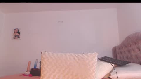 valentia online show from 11/01/25, 02:02