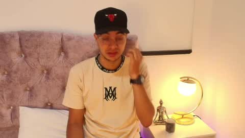 Amadeo Wild online show from 01/12/25, 12:01