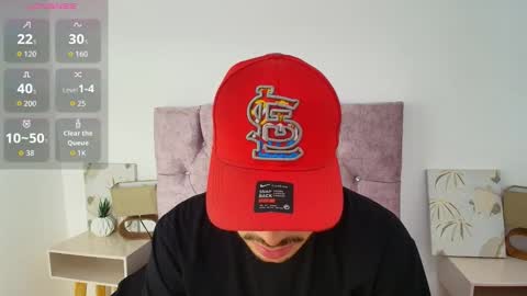 Amadeo Wild online show from 10/21/25, 04:08