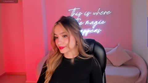 Amaia Haywood online show from 09/19/25, 04:36