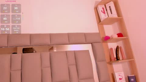 Amaia  online show from 10/13/25, 06:41