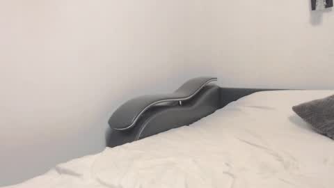 amali2015 online show from 09/10/25, 12:38