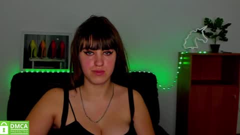 Snapshot of amali_ivanna_smit chatting on 02/06/25, 12:16 Ivanna online show from 02/06/25, 12:16