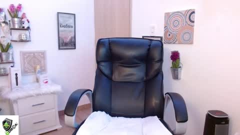 AMALIA online show from 12/15/24, 02:30