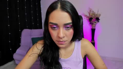 Snapshot of amalia_cruss chatting on 03/01/25, 03:43 Amalia cruss online show from 03/01/25, 03:43