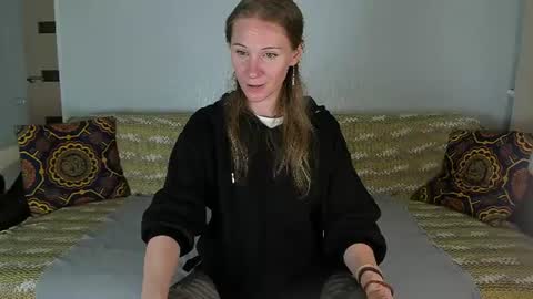Amalia online show from 07/17/26, 10:22