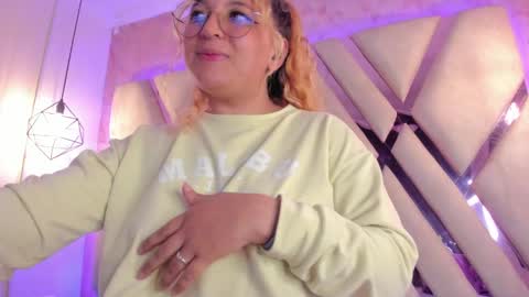 Amalia Im Back See you soon this January 7 at 10 pm Colombia time online show from 02/02/25, 08:24